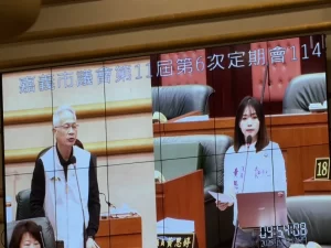 Read more about the article 黑水虻進校園廚餘零運出 嘉市議員推生態教育–聯合新聞網